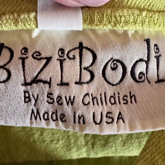 Bizi Bodi Lime Green Kids‎ Overalls Size 2T Quirky Cute| Whimsical Kid wear - Picture 5 of 8